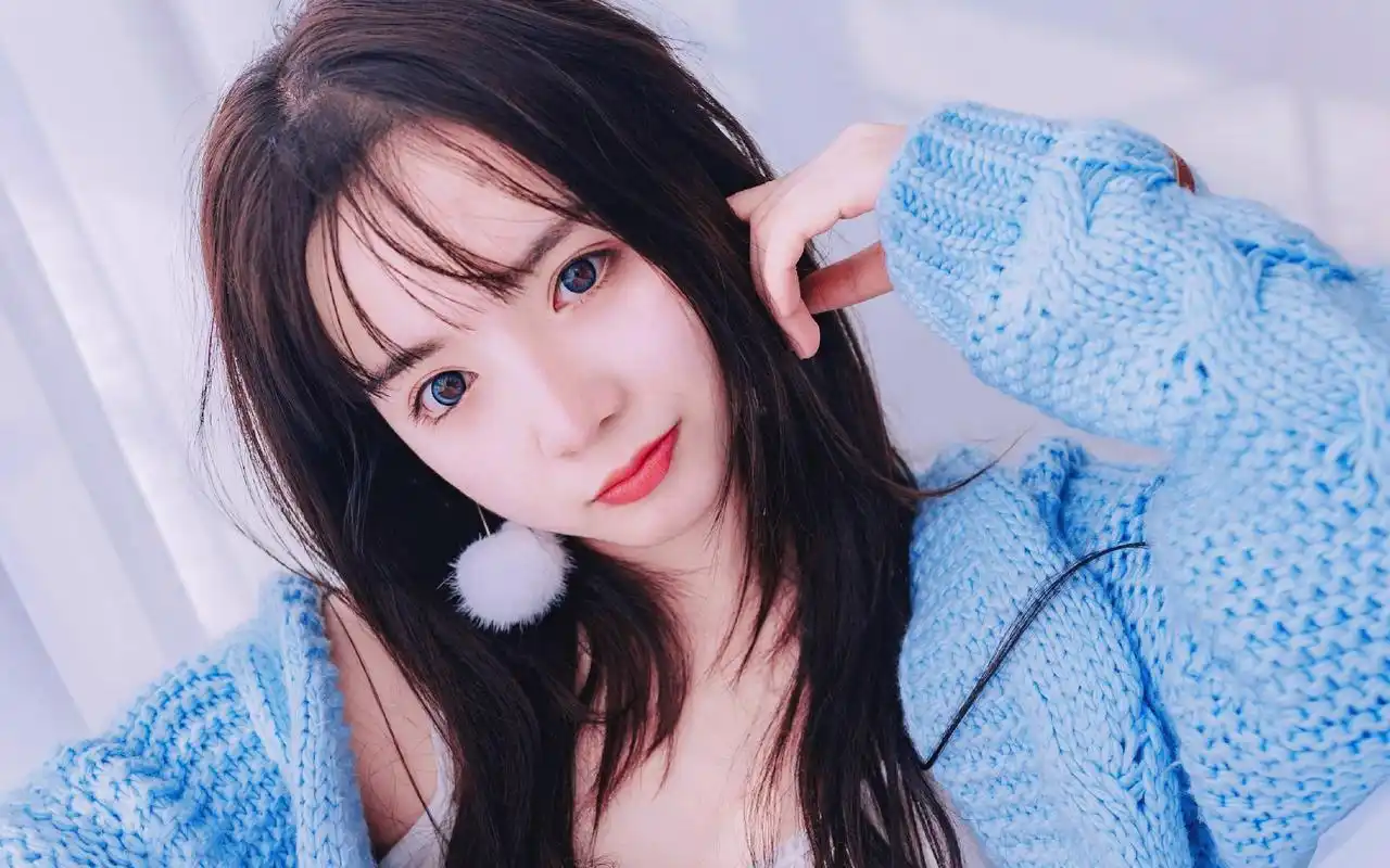 为什么飞机窗户是圆角的